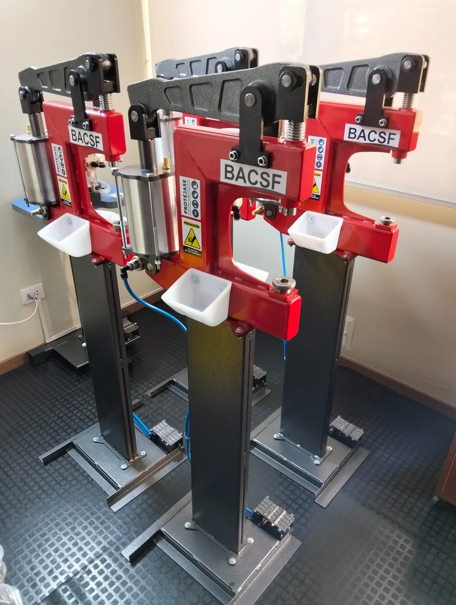 Remachadoras BACSF vista frontal